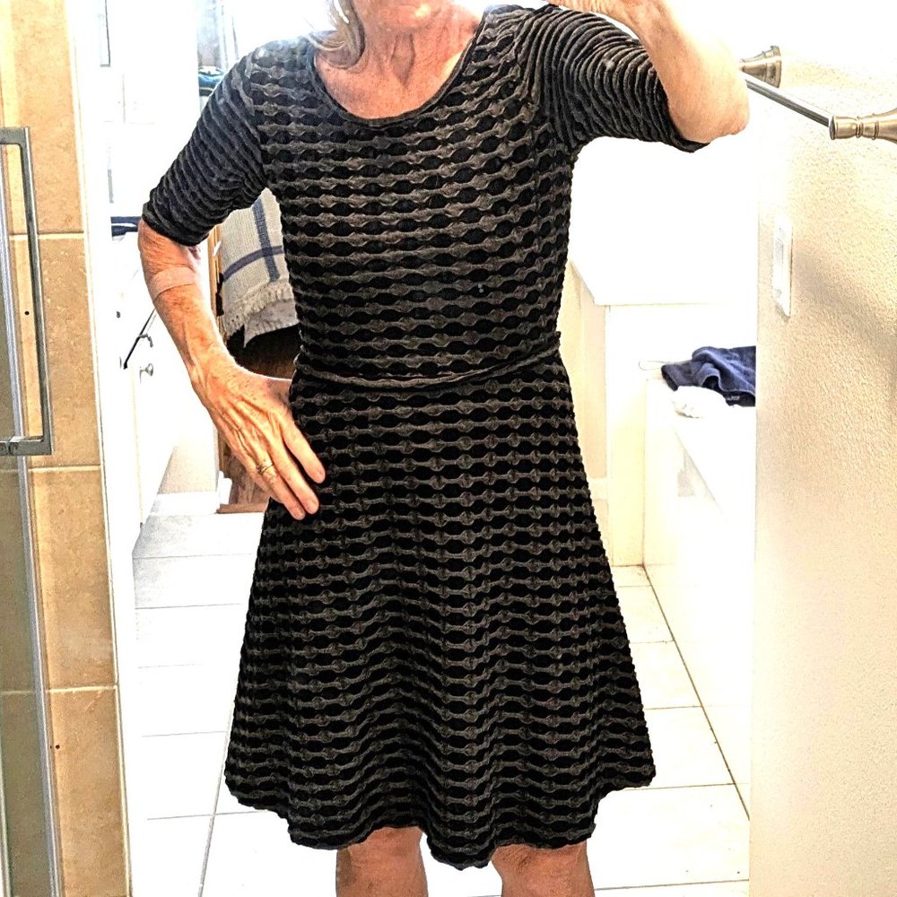 Max Studio geometric black/grey/tan A-line Knit Dress 3/4-sleeves, Women’s Sz S